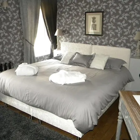 Le Domaine Chateau Du Faucon Hotel Donchery