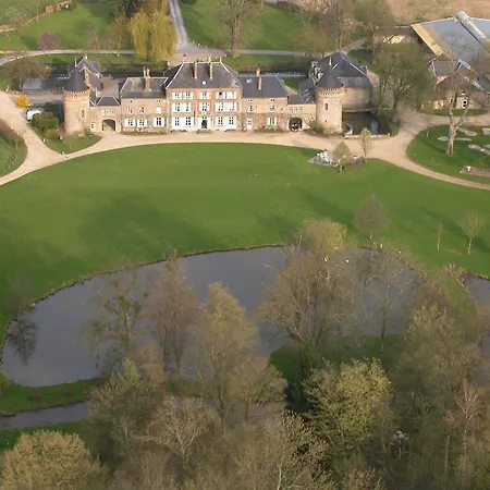 Le Domaine Chateau Du Faucon Donchery