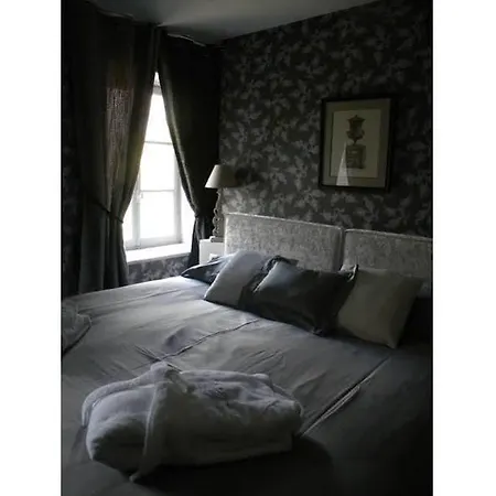 Hotel Le Domaine Chateau Du Faucon