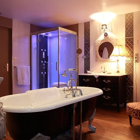 Hotel Le Domaine Chateau Du Faucon 4*