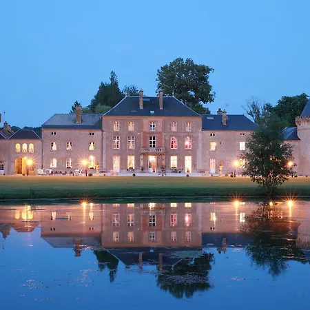 Le Domaine Chateau Du Faucon 4*